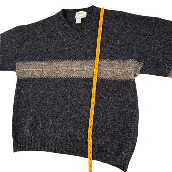 Eddie Bauer Vintage Long Sleeve Gray V-Neck Pullover Wool Blend Sweater. XL. - Picture 4 of 6